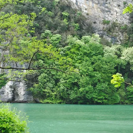 아파트 2 Bedroom Stunning In *