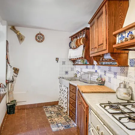 2 Bedroom Stunning In